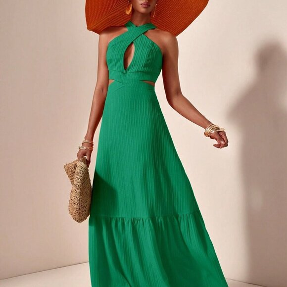 Green Casual Women's Halter Neck Textured Fabric Maxi Dress - Picture 4 of 7